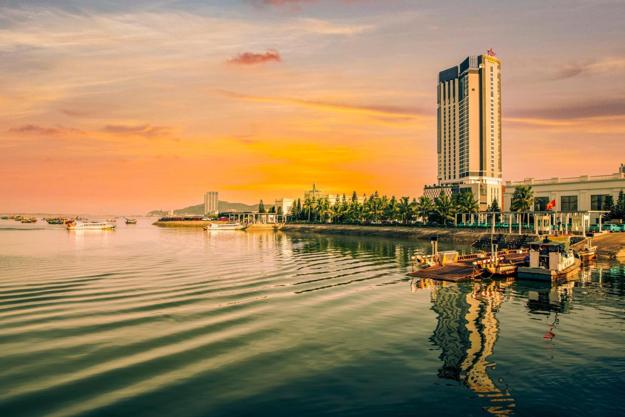 Radisson Blu Ha Long Bay酒店 外观 照片